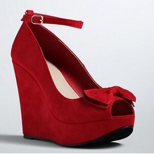 Torrid Retro Pinup Red Wedge Heels Platform Peeptoe Bow 10